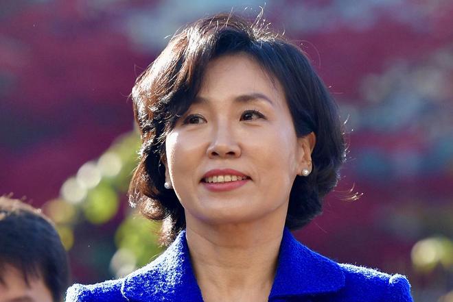 位女人个个有颜又有才他算是赢麻了！冰球突破游戏网站细数李在明身边的3(图11)