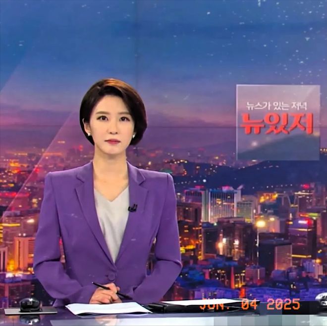 位女人个个有颜又有才他算是赢麻了！冰球突破游戏网站细数李在明身边的3(图15)